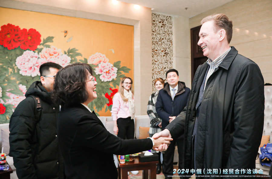 Голда Ринат прибыл в Шэньян на встречу с Народным Правительством провинции Ляонин